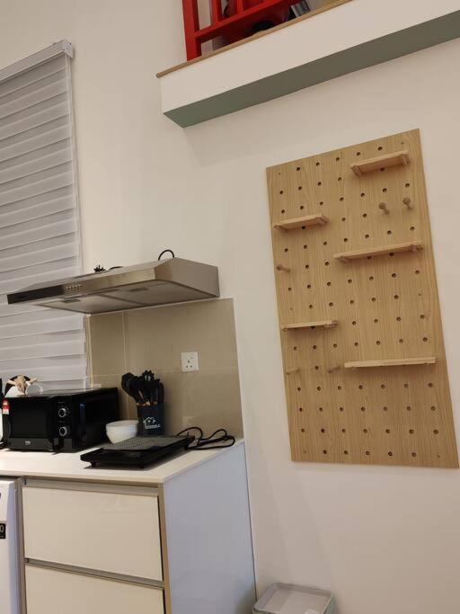 Dopamine Decor Loft Design Sunway Grid 4-6Pax Netflix Apartment