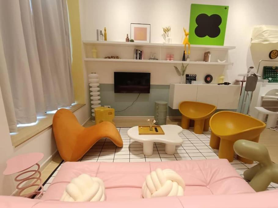 Apartment Dopamine Decor Loft Design Sunway Grid 4-6Pax Netflix